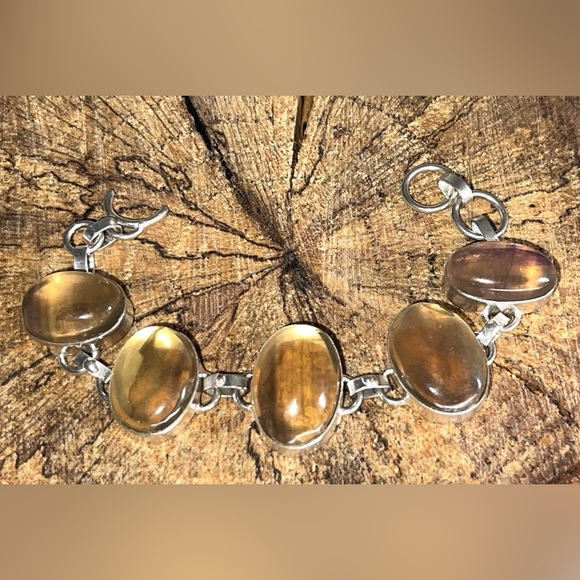 Translucent Fluorite Bracelet - Picture 6 of 14